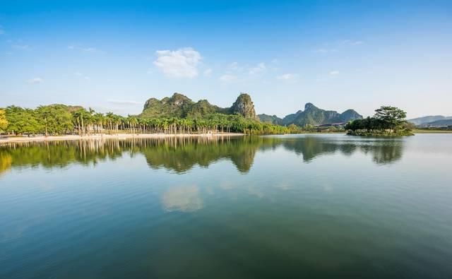 广西有个被人遗忘的画里天堂，就在南宁，峰林奇观让人流连忘返！