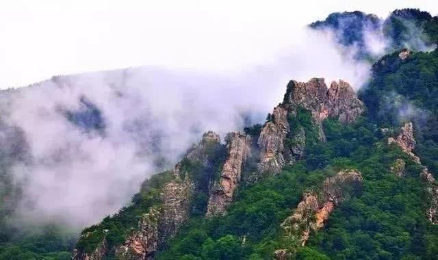 「自驾秦岭」秦岭这5条老公路，承包了最斑斓的深山秋色