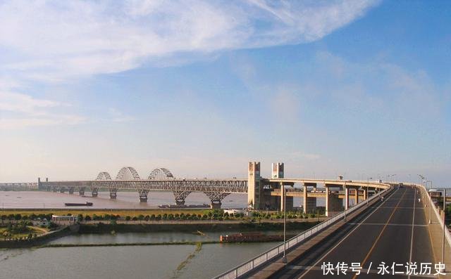  [界线]中国有10个非省会城市，因主城区为省界线，发展受影响