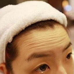 新发现一种女人的福音:不管抬头纹还是法令纹，只需一抹就搞定