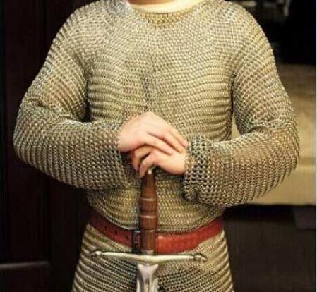  [军事装备]中世纪早期和盛期骑士的武器装备、作战思路和资金来源