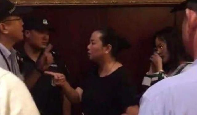 殴打孕妇的网红saya花重金洗白，公关公司如此接待！网友：活该