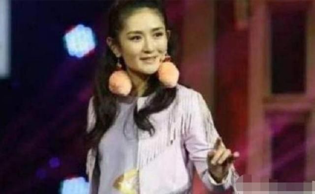 章子怡赵薇引起的时尚风暴，连杨幂王菲也有hold不住的时候！