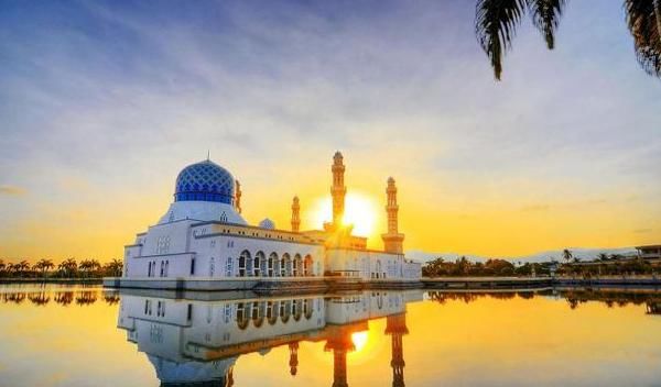 马来西亚媒体怒怼中国游客：没钱？那就不要来！吓跑我们西方游客