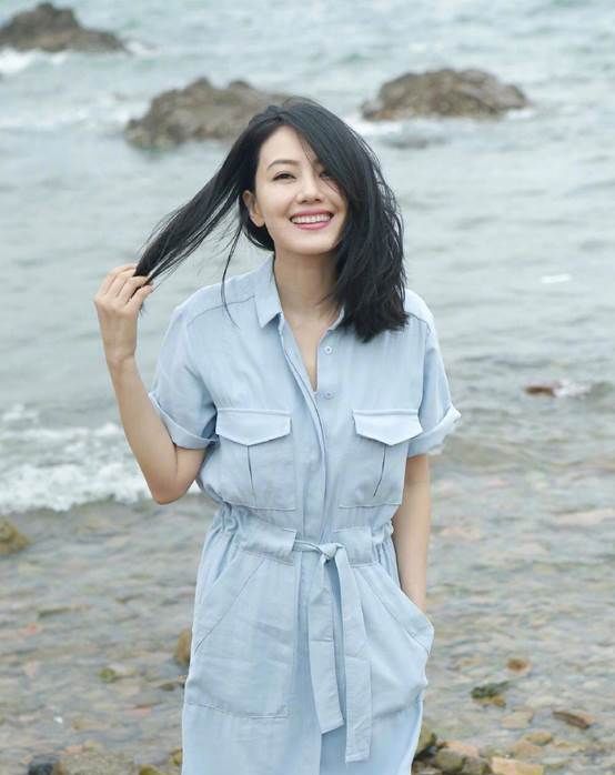  『轻松』让气场“火力全开”!Get春季潮流工装连体裤,轻松展现中性魅力