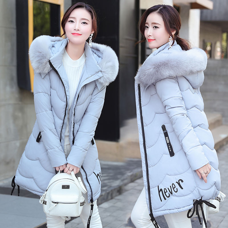 难怪老婆一口气买5件羽绒服，原来反季巨划算，上身超美嫩