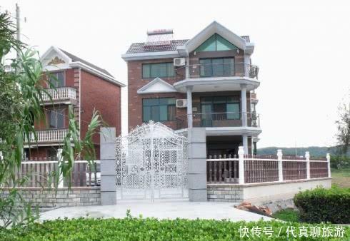  漂亮@在农村有很多漂亮的房子都没人住, 你知道为什么吗