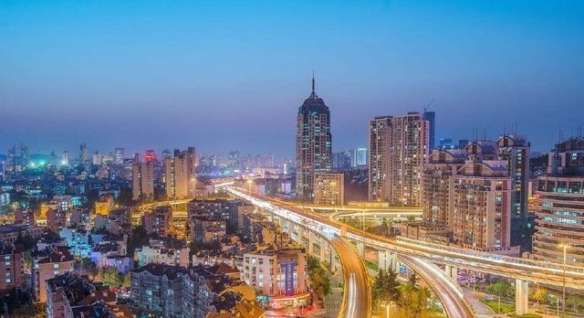 中国城市GDP快报：武汉13400亿，青岛11000亿，合肥超7000亿