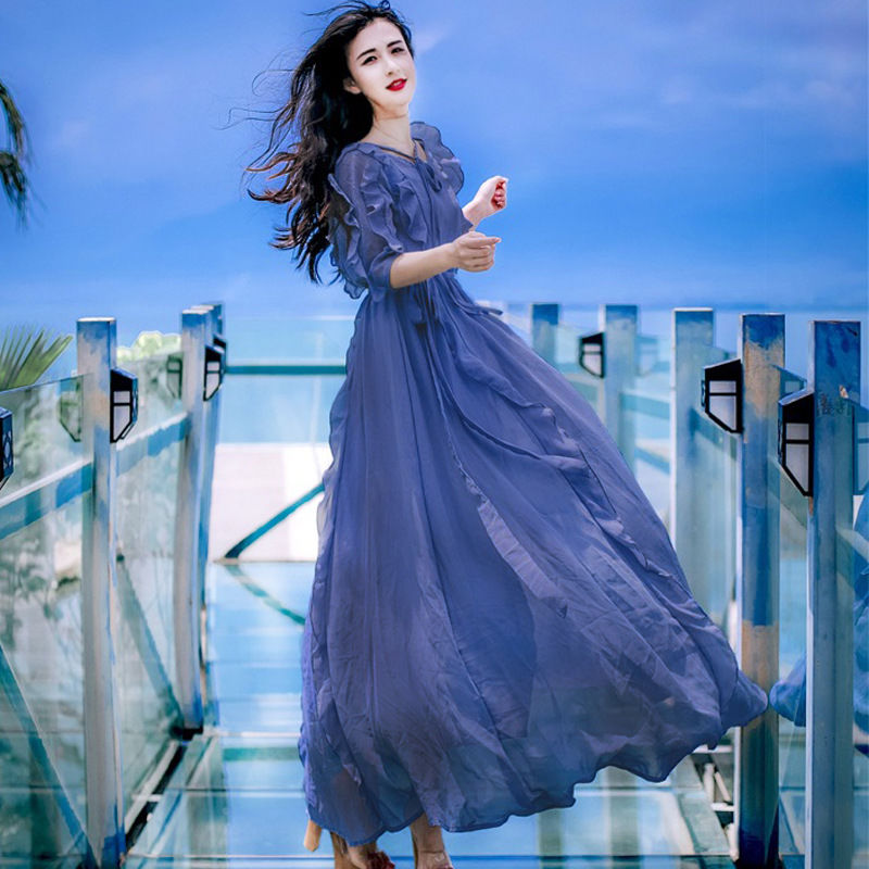 比基尼太暴露了!适合东方穿的“波西米亚裙“,若隐若现度假必备