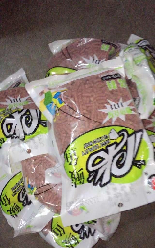  『懒人』懒人打窝极佳选择之一红虫蚯蚓颗粒