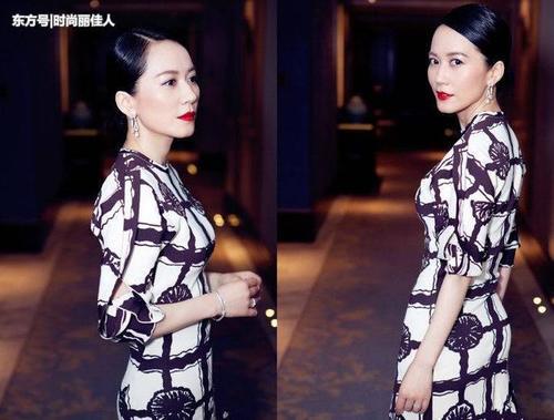 47岁俞飞鸿穿亮片薄纱裙优雅动人，大秀东方美，年龄成了个摆设