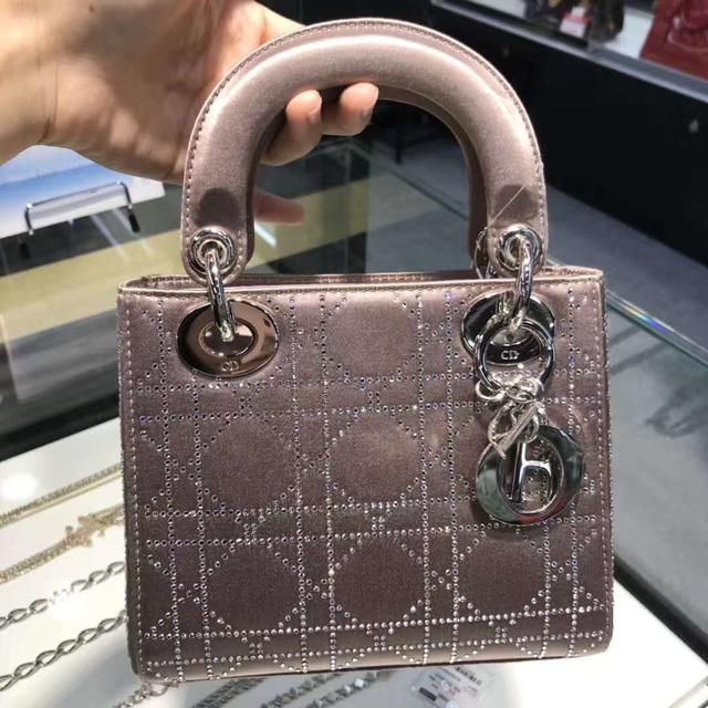 中古店600买香奈儿,2千买卡地亚戒指,最为机密的日本中古攻略!