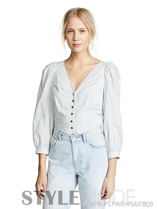小小纽扣 竟成为夏日风穿搭的点睛之笔？