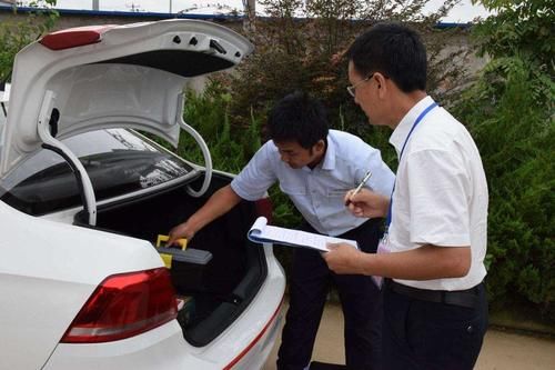 事故■为啥专家不建议打工仔买车?老司机道出真相:别嫌我多管闲事