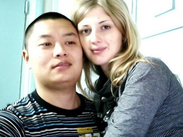 小伙常晒与俄罗斯农村媳妇幸福生活，大家却都在第六张图里找美女