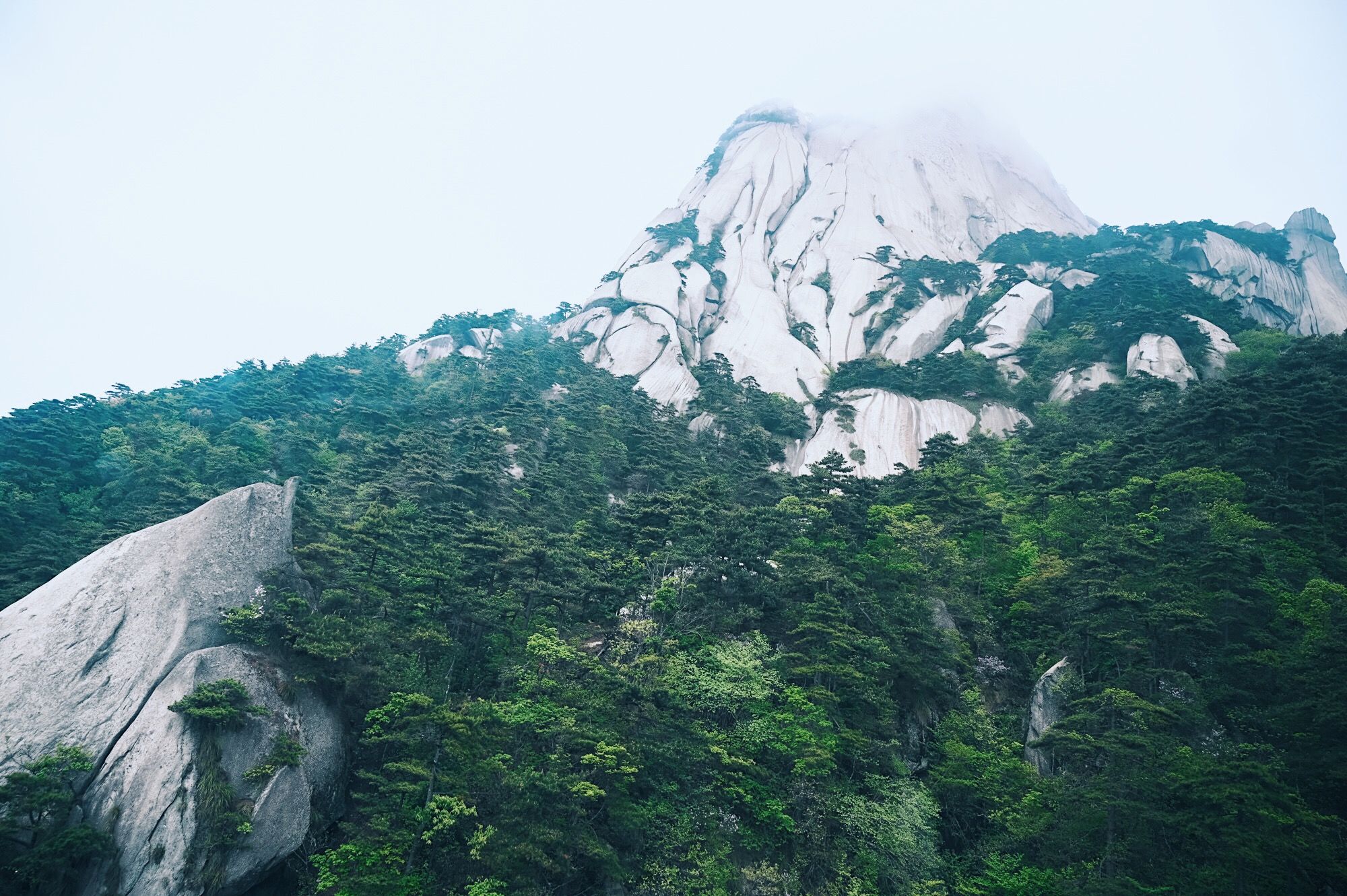 走进北纬30°的天柱山，一处风光秀丽又神秘的地方