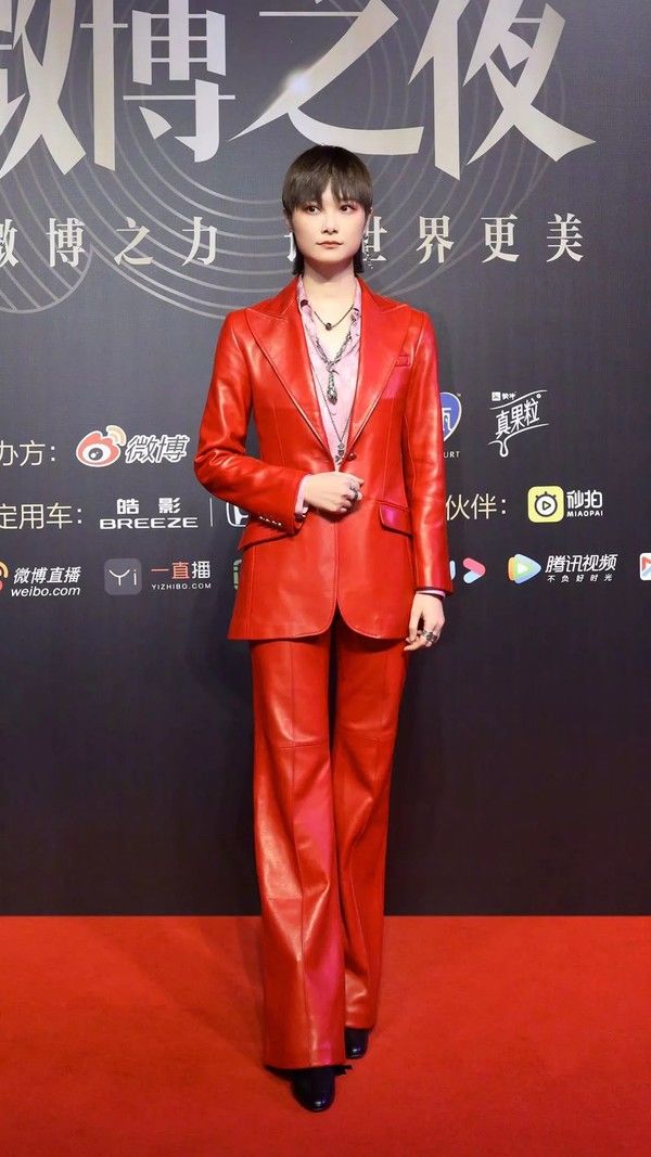  「这一下」美岐宋茜和baby，“皮”这一下很美丽！