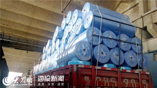  #东风#道路封堵5.6吨无纺布无法运输 淄博东风站特事特办满载医