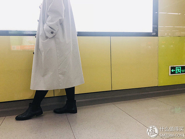 敲代码的小仙女的日常晒鞋 篇三:这双ECCO的雕花切尔西靴真好看