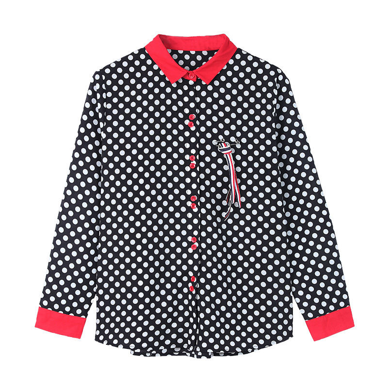 老婆把去年裙子都扔了，换上新款秋衫+小黑裤，洋气显瘦又美嫩