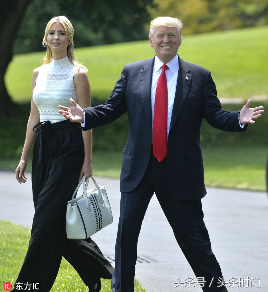 宣布关闭服装品牌专心从政的伊万卡特朗普 平时真的是美爆了