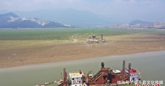  大淡水湖：中国最大淡水湖鄱阳湖水位下降 落星墩重现天日