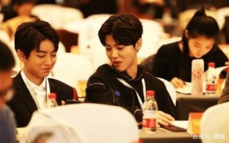 热爱打扮的关晓彤开始戒首饰，网曝分手消息却因新剧不敢公开？