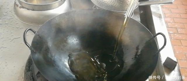 「将基围虾」淮扬菜大厨教你蒜蓉酱+蒜蓉粉丝蒸虾做法,好吃上档次,操作简单