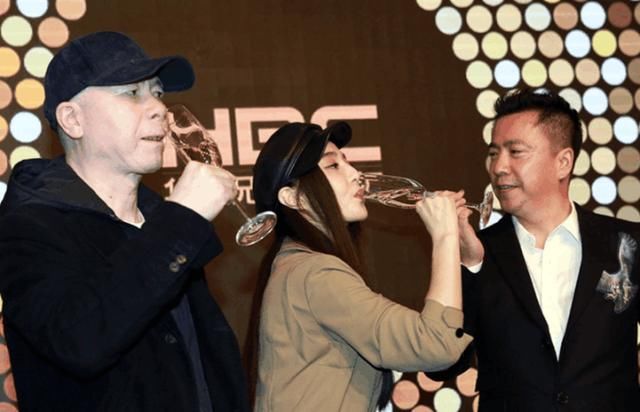 女星酒后爆料范冰冰赵薇，又diss李晨，网友：酒后吐真言，我信！