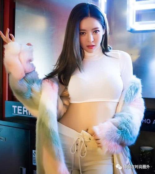 富婆式白洁紧身裤,别工作了,我养你