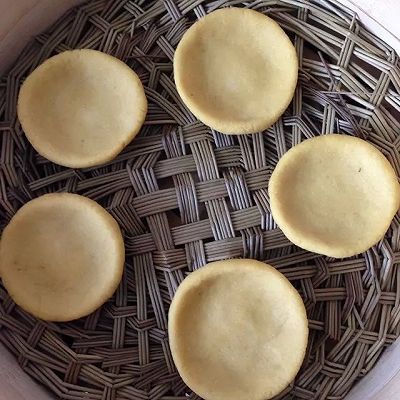  小饼：彩椒牛肉杂粮小饼