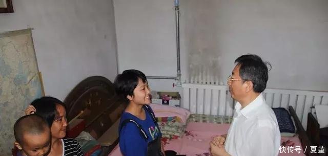 省委书记托人去看了她