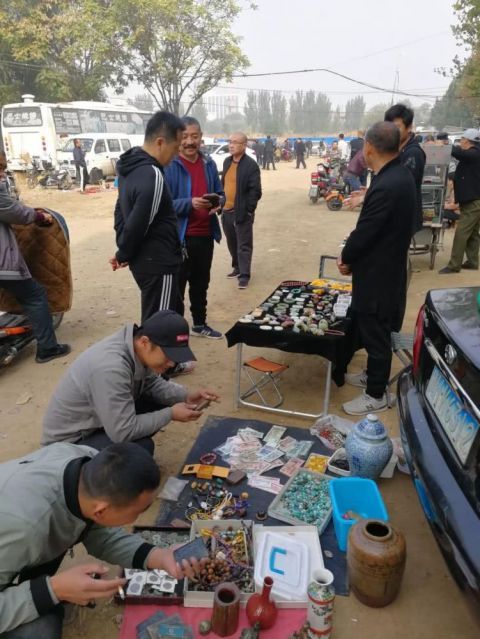  遵化■逛遵化古玩市场，发现宝贝