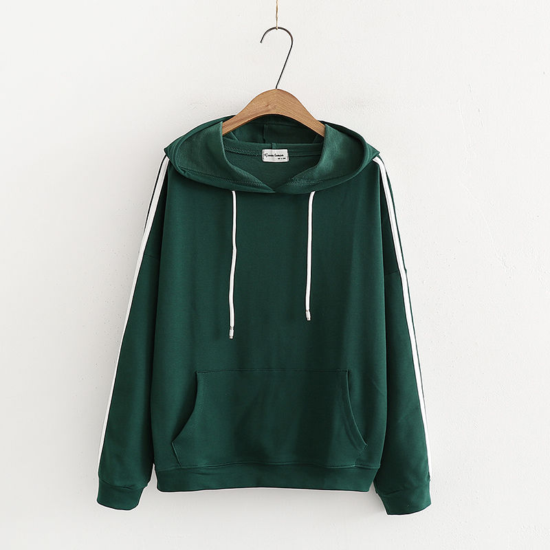 60后这种衣服现在要记得穿，款式精致超好看，让你穿出年轻态