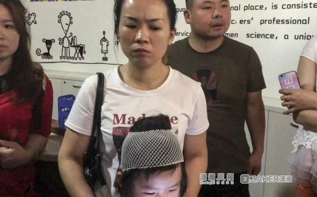 残忍!湘潭一幼儿园老师甩打6岁女童撞伤头部被