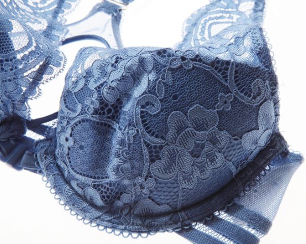 学霸都看呆了!现在的文胸都这么大胆的吗?女人味爆棚太迷人