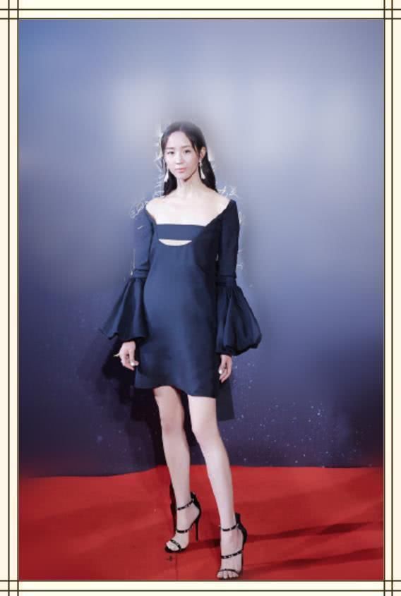 张钧甯真敢穿！胸前只用一条布遮住重点，网友：我还以为是马赛克