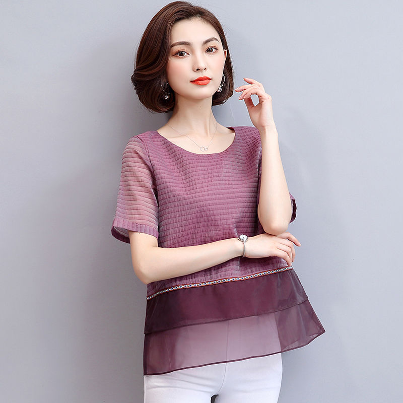 我知道嫂子很会打扮，但，没想到穿上这时髦女装，居然年轻10岁