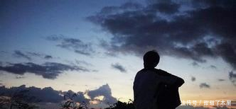 对方不回复你的消息,却去发了一条朋友圈3位女生终于道出了真相