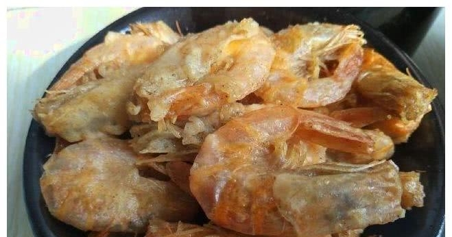 第一次去农村吃饭，年刚过还依然是这样的饭菜，太丰盛了