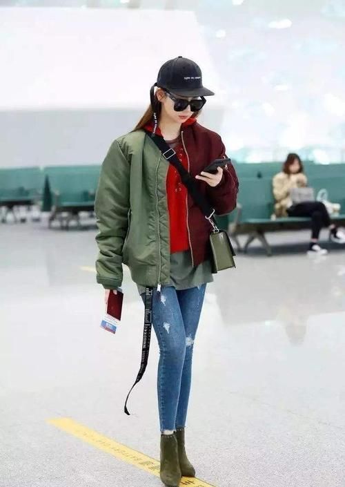  『半身是一』开春短外套才是轻巧时尚，尤其要掌握这3种搭配法，洋气更舒适