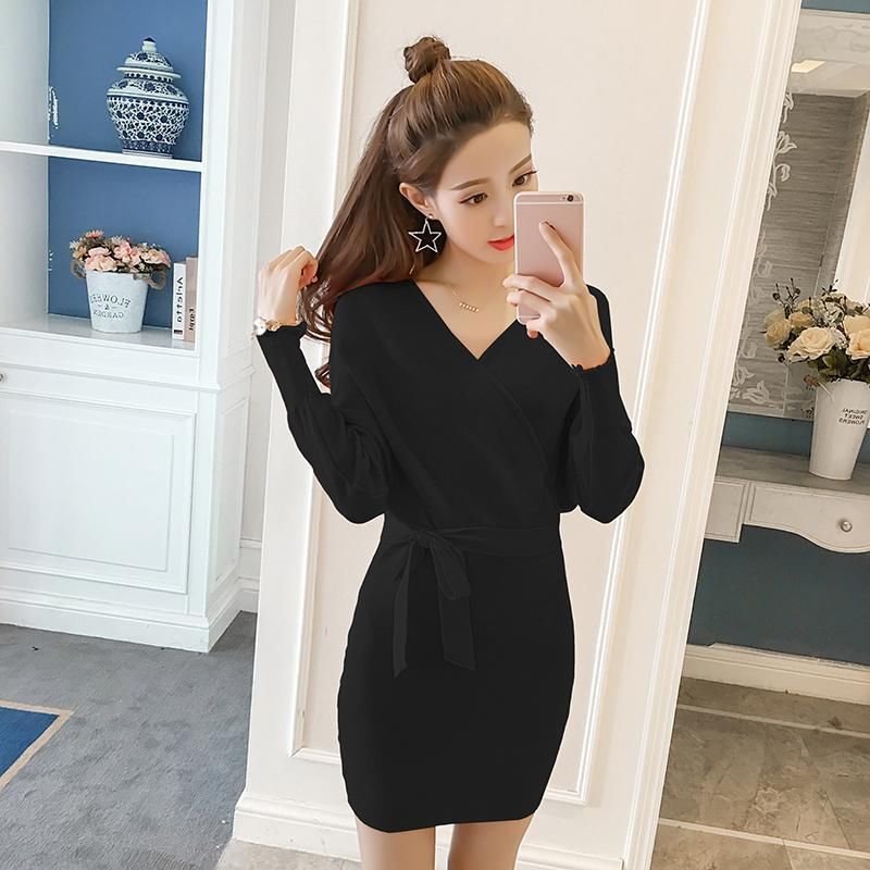 洋气好看的针织裙，修身又显瘦还特别时尚，上身彰显独特魅力