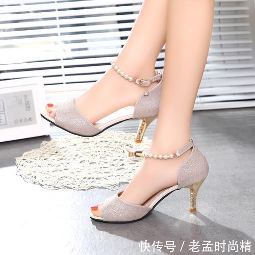 个性|时尚个性的鱼嘴鞋,优雅显气质,女神范十足