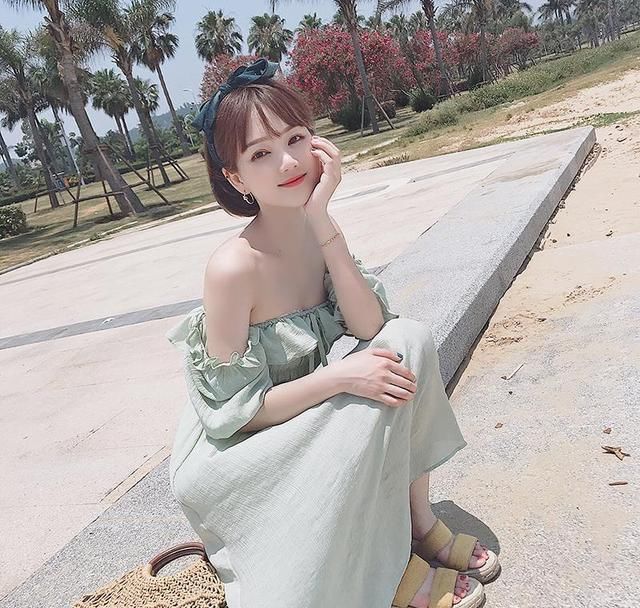  「少女」清新自然校园风穿衣搭配：少女感最高分，简约风格文艺范儿时尚潮流不浮夸，气场最高分