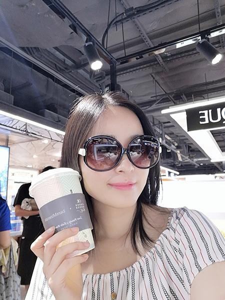 谁说长痘痘了不能化妆？