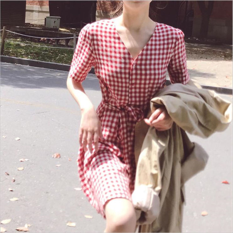 1米5几小个子少穿长裙，显俗矮!新出的A字裙，超显腿长