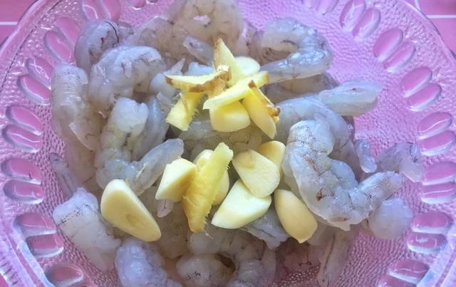  #肉质#家有上学娃,多给孩子吃它,脑子灵活又补钙,肉质鲜嫩比吃鱼肉强