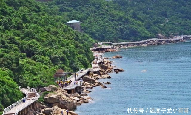  「中英街」广东的这座城市户籍人口不足300万，外来人口近800万