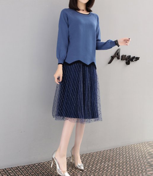 女人不会搭配简直”没法看“，终于等到时髦套装+高跟鞋，真迷人