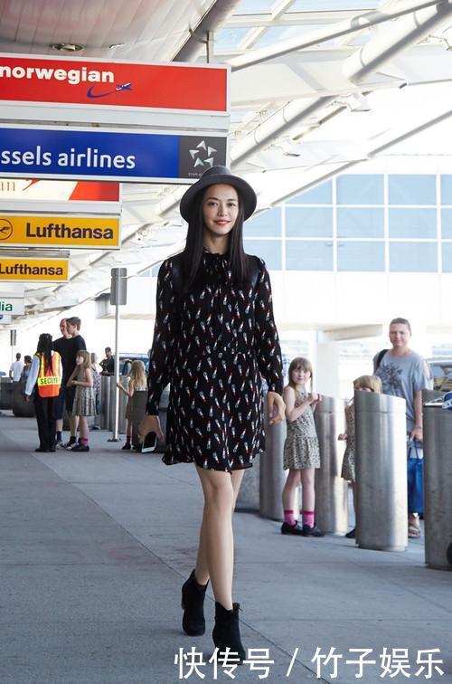 姚晨现身机场，穿条纹衫搭大粗裤子，网友：颜值高才敢这样穿！